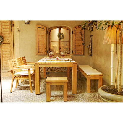 Tisch CARO 200 x 100 cm aus Robinienholz