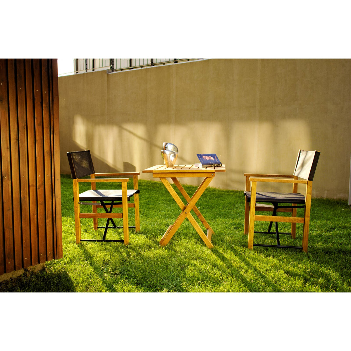 Gartentisch DIRECTOR 70 x 70 cm aus Robinie